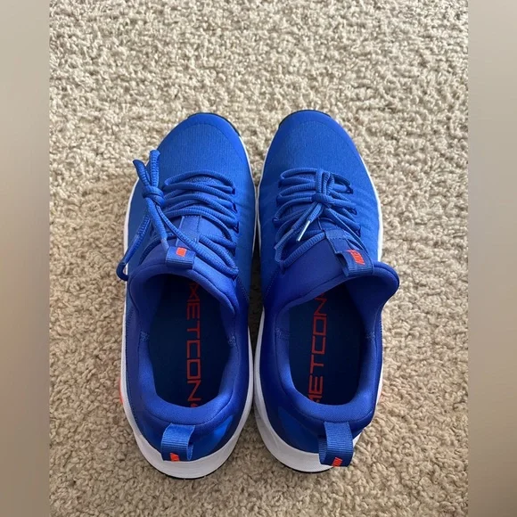 Nike running shoes - Picture 2 of 5